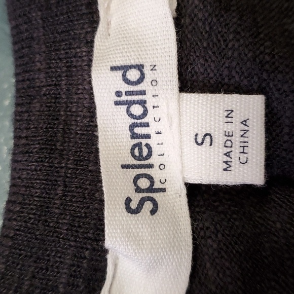SPLENDID, charcoal gray jump suit. So fun, big pockets size small. Comfo… - Picture 8 of 12